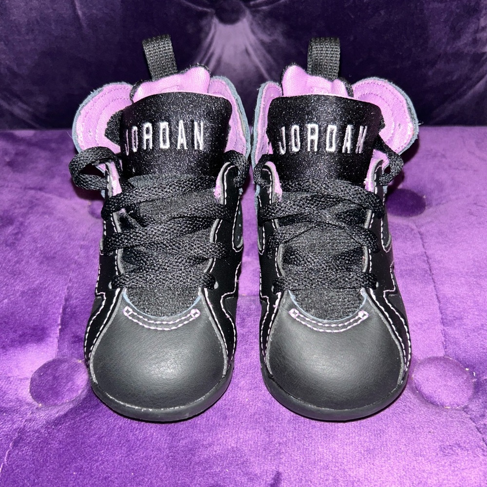 Jordan 7 Retro 6C Black/Barely grape